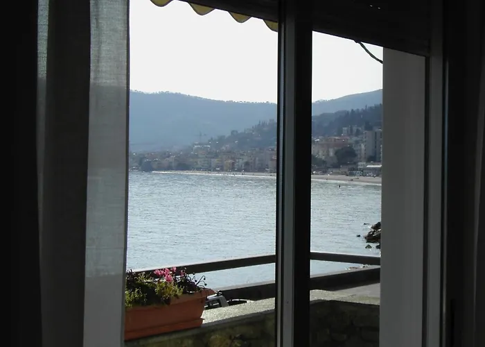 Appartement Cadorna Fronte Mare *